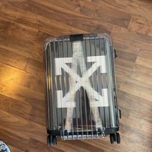 Off White Rimowa Transparent suitcase